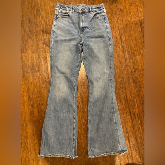 American Eagle Outfitters Denim - American Eagle Curvy Super Hi Rise Flare 10 long